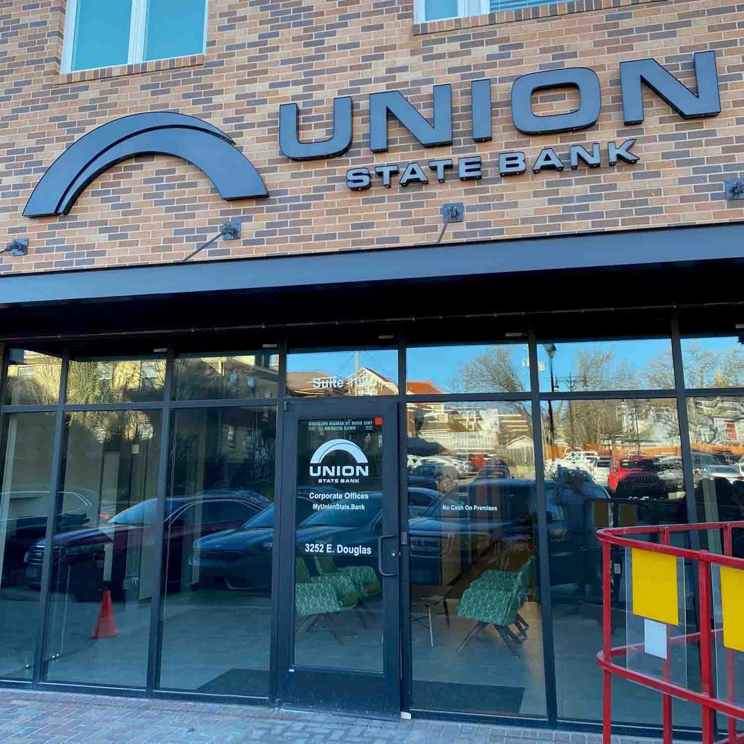 Photo of the exterior of Union State Bank's corporate support offices located in Wichita, KS.